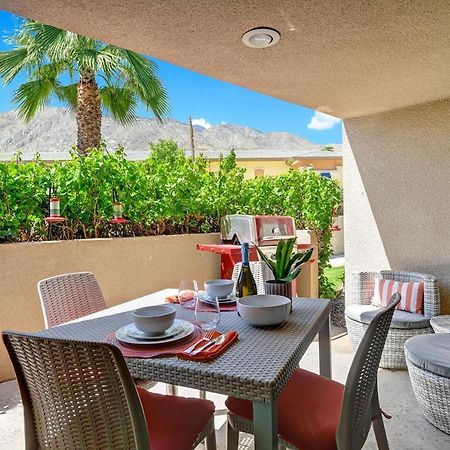 Modern Plaza Villas Oasis Palm Springs Exterior photo