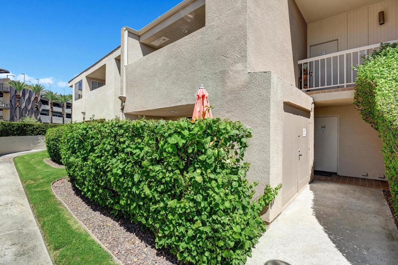 Modern Plaza Villas Oasis Palm Springs Exterior photo